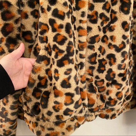 UGG Leopard Faux Fur Mandy Hoodie - Picture 12 of 16